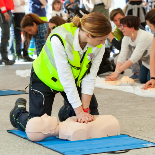 1 Day First Aid Course 1 Ace Security Training Ltd 7550